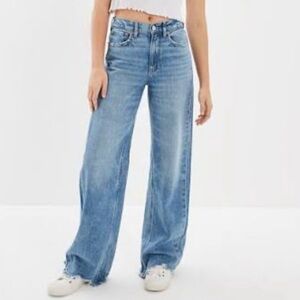 Women's AE straight frayed jeans